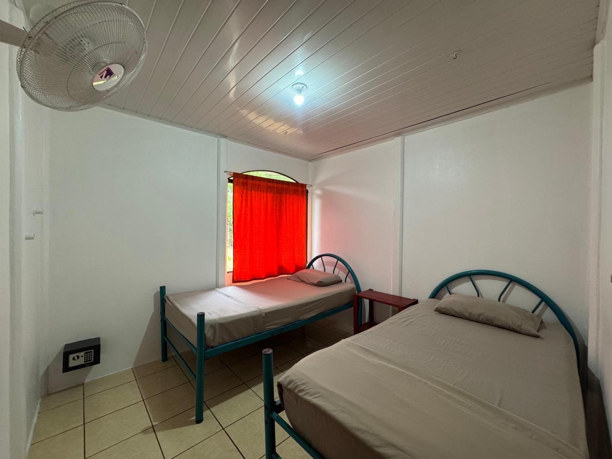 Kalunay Hostel Puerto Viejo de Talamanca Εξωτερικό φωτογραφία